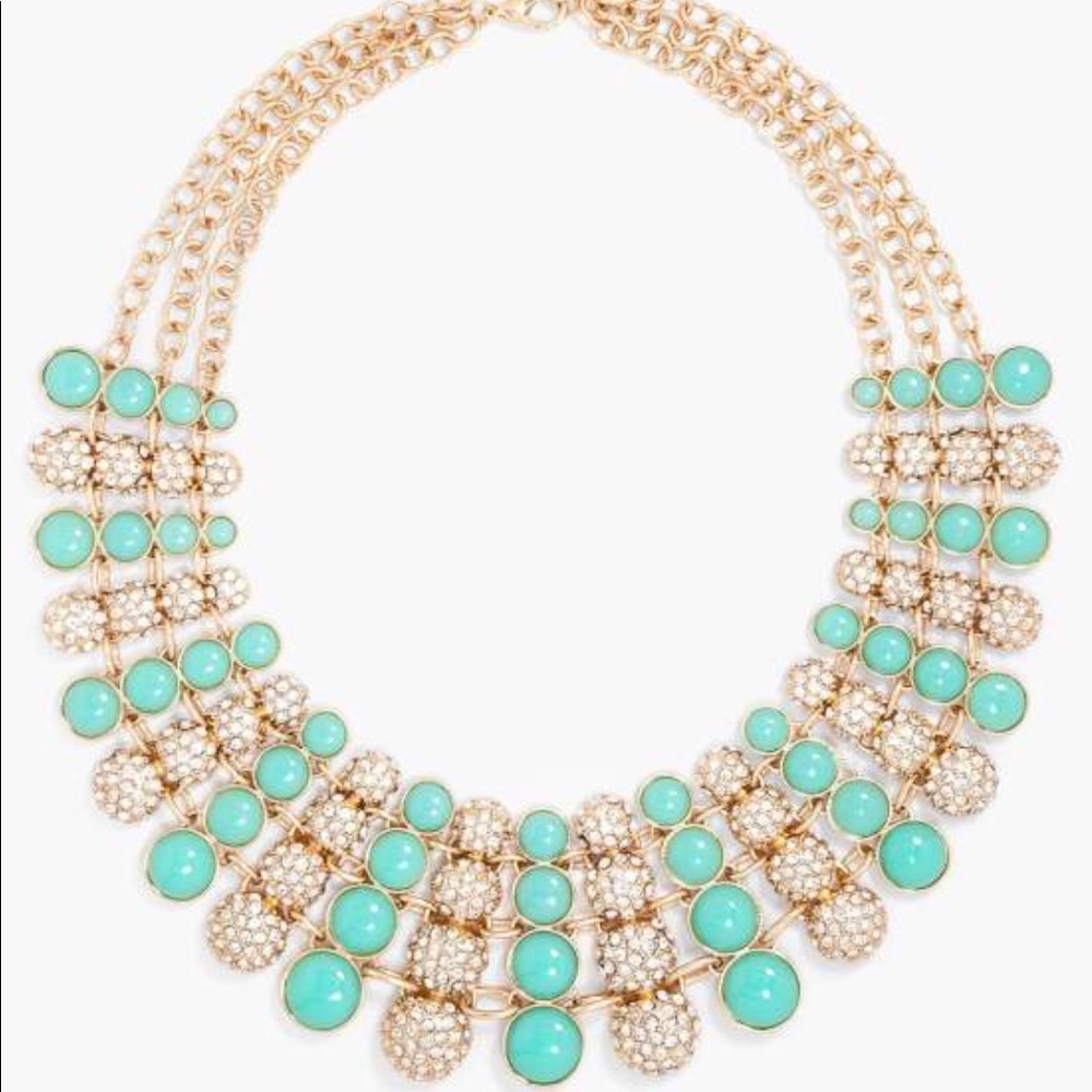 🎁BaubleBar Wreath Necklace
